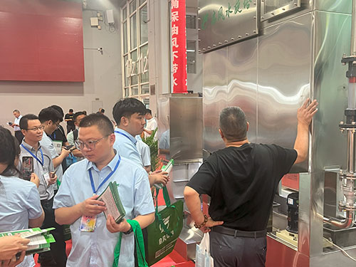 環(huán)保設(shè)備行業(yè)已悄然發(fā)生變革，啟風(fēng)水旋塔廣州展會大展拳腳