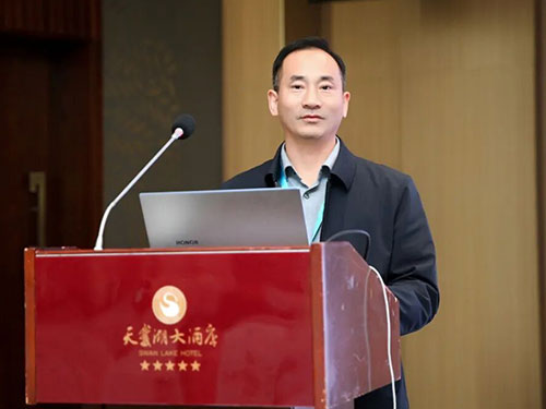 第十四屆VOCs減排與控制會議 “環(huán)保稅”成為最熱話題，“啟風(fēng)水旋塔”收到專家老師的表揚